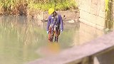 中国台湾：排水沟惊现“无头无四肢”人体躯干 居民报警