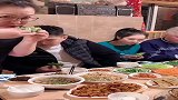 本山老师也爱贪吃，看到菜品吓我一跳，有钱人是真会吃！