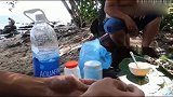 《舌尖上的美食》；从海里捞很多海螺，鲜嫩无比原汁原味