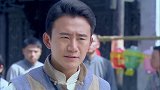 恶霸竟让小伙剁手，万万没想到小伙是武林高手，恶霸被打惨了！