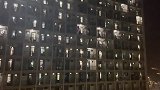 大学生见证了雨天的奇观