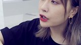 小姐姐今天爱心泛滥，看到谁都要上去安慰一下