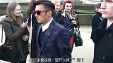 谢霆锋竟“耍大牌”身边保镖无数拦路人粉丝，谢霆锋真的飘了吗