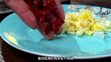 在家做干锅花菜怎样才简单又好吃,大厨教你一招,脆嫩干香又入味