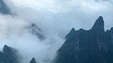 天门山云海.好像在天上一样