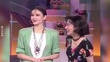 杨丽萍年轻时有多美：展示蛇舞惊艳全场，冷艳气质秒杀当红港星！