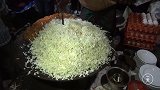 这是我见过最特别的印度炒粉，看看印度人是怎么做的份量很足！