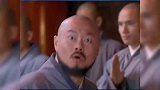 不是剃头发吗？怎么剃胡子啊！