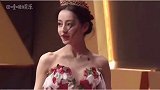 迪丽热巴 今晚的玫瑰刺绣礼服太美了太美了！是玫瑰庄园的公主吧！