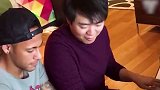 内马尔钢琴水平师出郎朗？昔日两人在马儿家四手联弹