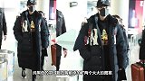 李宇春一身潮男装走机场，172的身高却有192的气场，真帅气