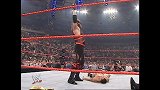 WWE-17年-经典回顾：恶魔凯恩摘下面具露出恐怖真容锁喉抛摔RVD-精华