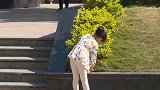 深圳25岁社工打伤4岁女童 女童母亲：他还撕咬我的头部