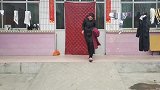 小叔子给嫂子买了啥礼物？小叔子：让嫂子越来越漂亮