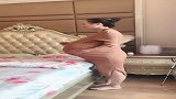怀孕的妈妈打喷嚏，没想到接下来一幕，太出乎意料了