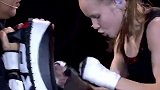 俄罗斯10岁萝莉拳速快如马达 曾1分钟出拳654打破世界纪录