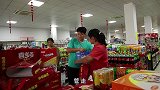 胖妹卖瓜尝到甜头，准备开新业务，5人吃饭庆祝，大洋脸都喝红了