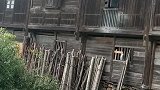 在过去少数民族有一个习惯叫爬窗户，想知道怎么爬窗户吗