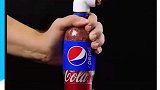 百世可乐和可口可乐的第一次合作，这招都会了，还有什么可以难倒你？
