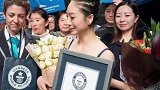 刘藤之所以能够取得这么好的成绩，在这背后，其实也付出了很多。象这样焕新家  圣象地板