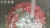 在家不用烤箱不放油，自着红豆糯米糕的家常做法，香甜软糯