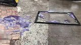 悲剧！玻璃窗“从天而降” 广东一男子被砸中当场倒地