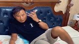 美女被绑架了绑匪要赎金，不料老公这样回答，太扎心了！