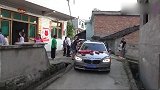 贵州一帅哥结婚，新娘下车了，一脸旺夫相，挺漂亮的