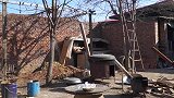 米饭配宫保鸡丁,儿子说能吃两碗,再炒个虾仁和鸡蛋,仨菜够吃了