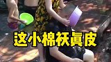 都说女儿是老爸，冬天里的小棉袄