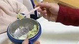 宝宝不好好吃饭宝爸一气之下吃光了