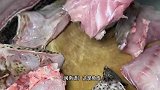 福建夫妻用1条80斤的深海鱼煮鱼粥，开店19年，深受老饕钟爱