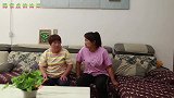 二货儿媳嫌自己没人玩，竟让婆婆生一个小弟弟，结果被打惨了