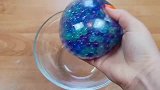 把不同颜色的减压球剪开，无硼砂，看看里面到底是什么
