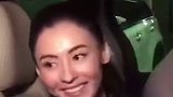 张柏芝真是个没架子的艺人，被亲没生气还和粉丝逗起来了张柏芝