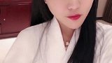会给自己买花也会自己长大