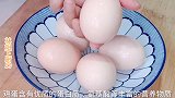 煎荷包蛋直接下锅是大错，学会一招，荷包蛋又大又蓬松好吃