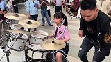 小鼓手妞妞架子鼓演奏《失恋线阵联盟》