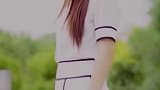 女歌手一首民谣歌曲《等你等了那么久》，旋律入心，百听不厌！