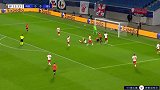 第13分钟伊斯坦布尔球员图鲁奇射门 - 打偏