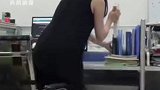 阿拉善女孩的求学路：从偏远地方到中科院博士 “只要心中有梦 什么时候努力都不算晚”