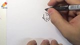 小灰鱼在喷泉中自由跳动