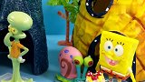 海绵DIY新的汉堡，章鱼哥在玩拼图没空帮他吃汉堡
