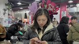 兵哥哥回家探亲，假扮送花小哥给妈妈惊喜