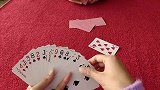 小姐姐翻开底牌，吃下一颗定心丸，以为顺子很顺利，农民太狡猾