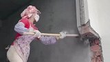 为了生活而努力的女强人