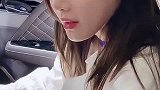 女孩子就是这么可爱爱听人夸她