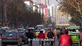 世界上最惊恐的铁路，火车开过像是对撞一样，太过惊险！
