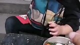 二哥正生气呢，看到肉肉竟这反应？