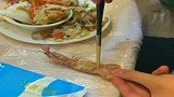 二十多年，我第一次知道原来皮皮虾要这样吃，真是长见识了